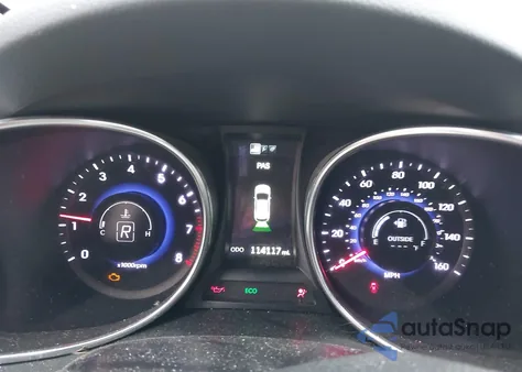 2015 Hyundai Santa Fe Sport 2.0L Turbo z USA, uszkodzony, nr VIN 5XYZWDLA5FG289610